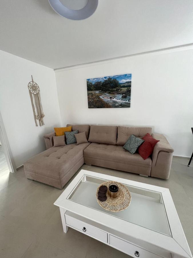 Janhaz Apartman Revfueloep Exterior foto